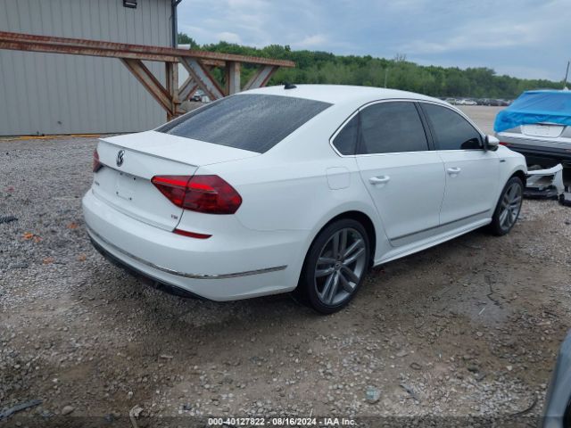 1VWDT7A33HC052675 Volkswagen Passat 1.8t R-line
