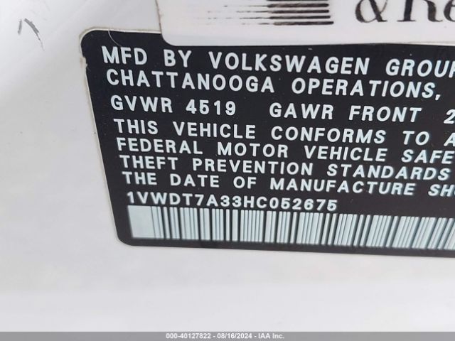 1VWDT7A33HC052675 Volkswagen Passat 1.8t R-line