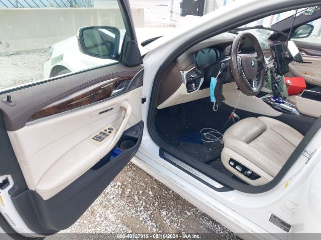 WBAJE5C53JG918096 BMW 540I