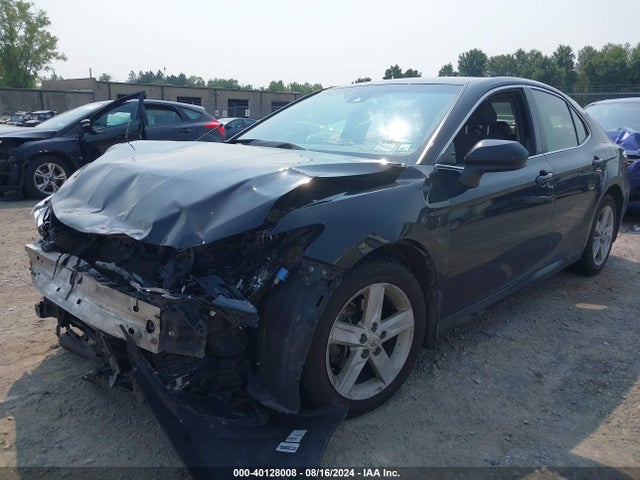 Toyota CAMRY LE 2018 JTNB11HKXJ3067718 Image 2