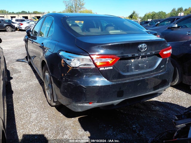 Toyota CAMRY LE 2018 JTNB11HKXJ3067718 Image 3