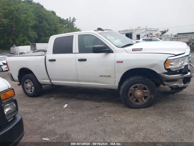 3C6UR5CJXNG110864 RAM 2500 Tradesman  4x4 6'4 Box