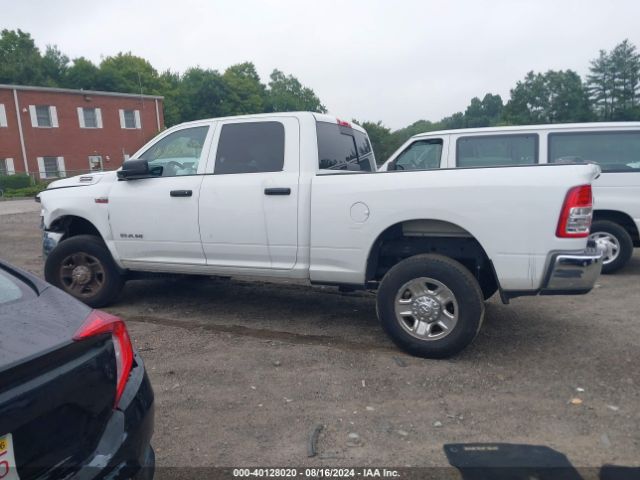 3C6UR5CJXNG110864 RAM 2500 Tradesman  4x4 6'4 Box