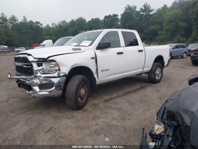 3C6UR5CJXNG110864 RAM 2500 Tradesman  4x4 6'4 Box