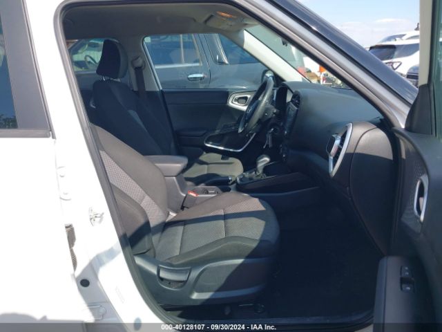 KNDJ23AU8M7797242 KIA SOUL LX