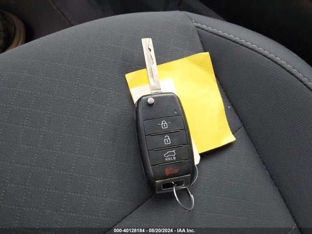 KIA Sorento 3.3l Lx 2017 5XYPGDA5XHG189368 Image 11