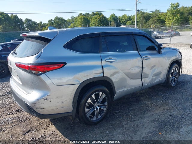 Toyota Highlander Xle 2023 5TDKDRAH1PS025955 Image 4