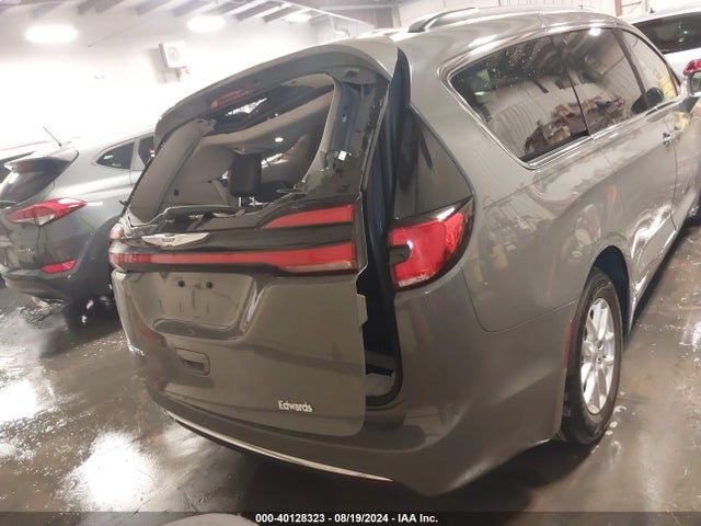 Chrysler Pacifica Touring L 2022 2C4RC1BG8NR117272 Image 16