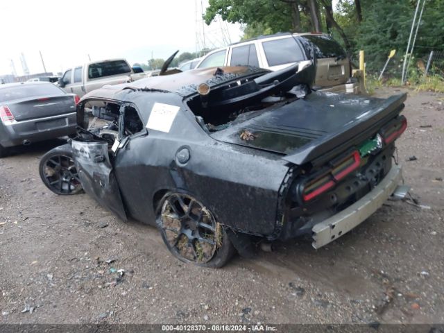 2C3CDZBT2FH900579 Dodge Challenger R/t Plus Shaker