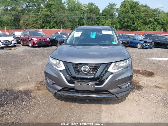 Nissan ROGUE SV 2018 5N1AT2MVXJC755293 Image 12