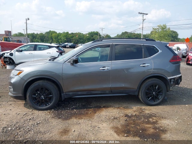 Nissan ROGUE SV 2018 5N1AT2MVXJC755293 Image 14