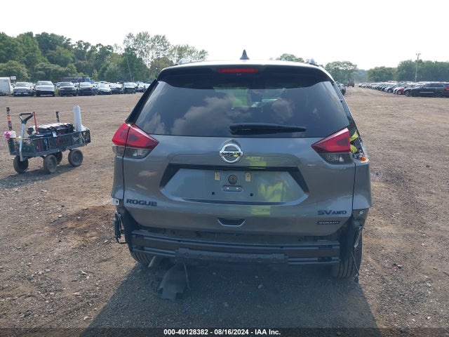 Nissan ROGUE SV 2018 5N1AT2MVXJC755293 Image 16