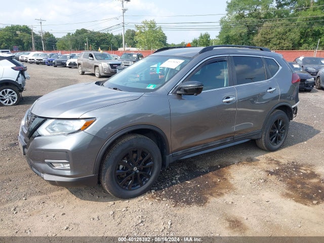 Nissan ROGUE SV 2018 5N1AT2MVXJC755293 Image 2