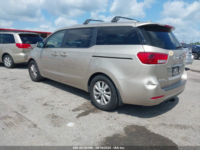 KIA SEDONA LX 2016 KNDMB5C17G6180601 Image 3