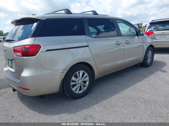 KIA SEDONA LX 2016 KNDMB5C17G6180601 Image 4
