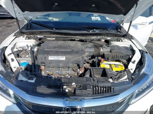 1HGCR3F99HA043320 Honda Accord Touring V6
