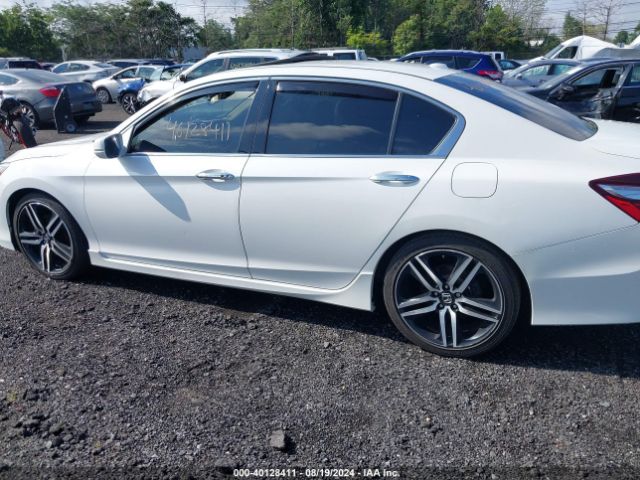1HGCR3F99HA043320 Honda Accord Touring V6
