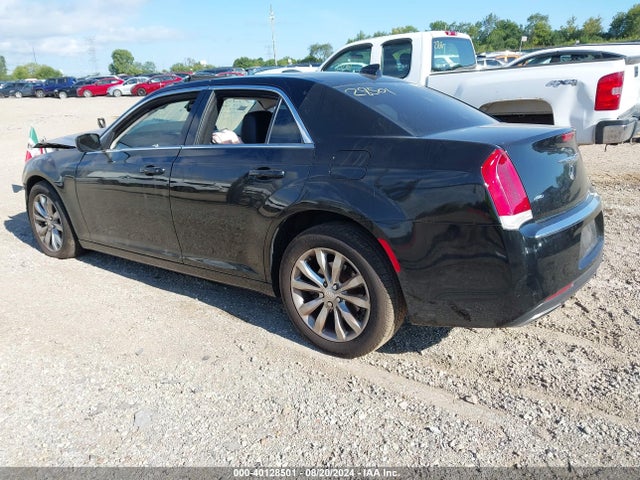 Chrysler 300 Anniversary Edition 2016 2C3CCARG6GH305233 Image 3