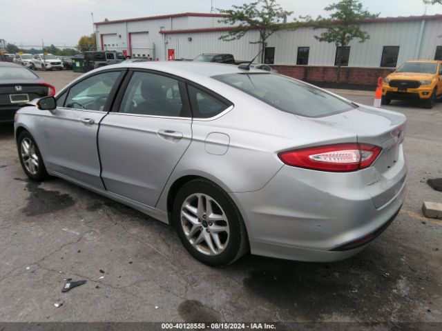 1FA6P0H7XG5124271 Ford FUSION SE