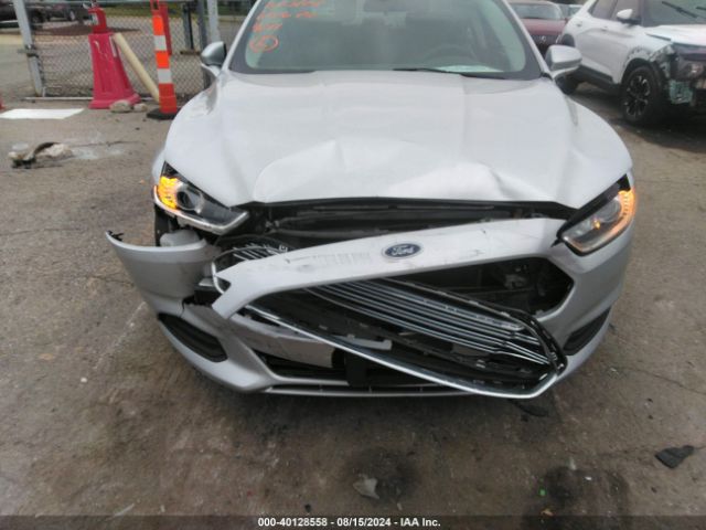 1FA6P0H7XG5124271 Ford FUSION SE