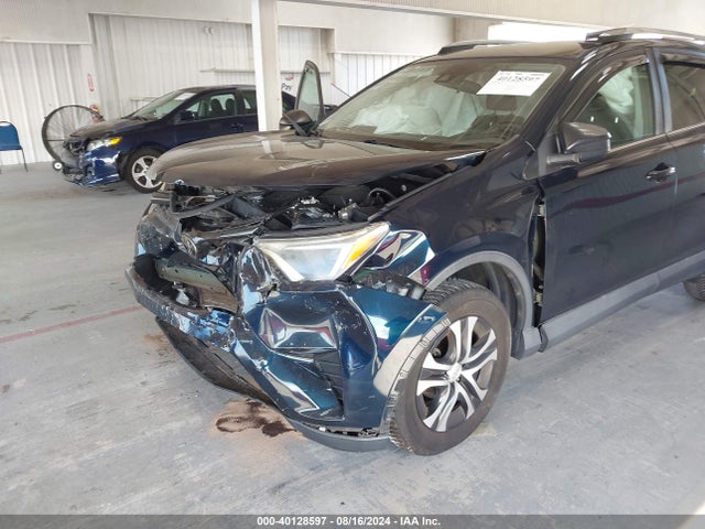 Toyota RAV4 LE 2018 2T3ZFREV0JW466605 Image 6