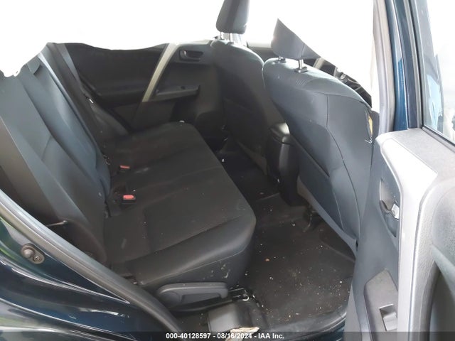 Toyota RAV4 LE 2018 2T3ZFREV0JW466605 Image 8