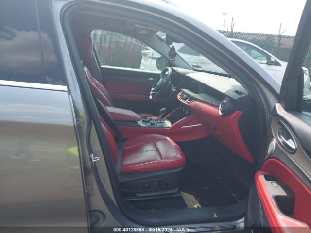 ZASFAKBNXJ7B97321 Alfa Romeo STELVIO TI