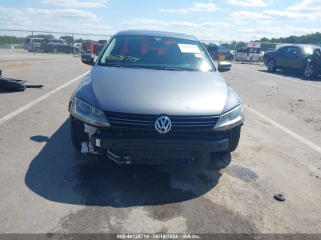 3VWLL7AJ3EM440672 Volkswagen Jetta 2.0l Tdi