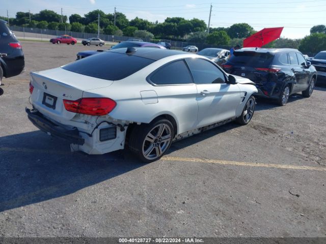 WBS3R9C52HK708970 BMW M4