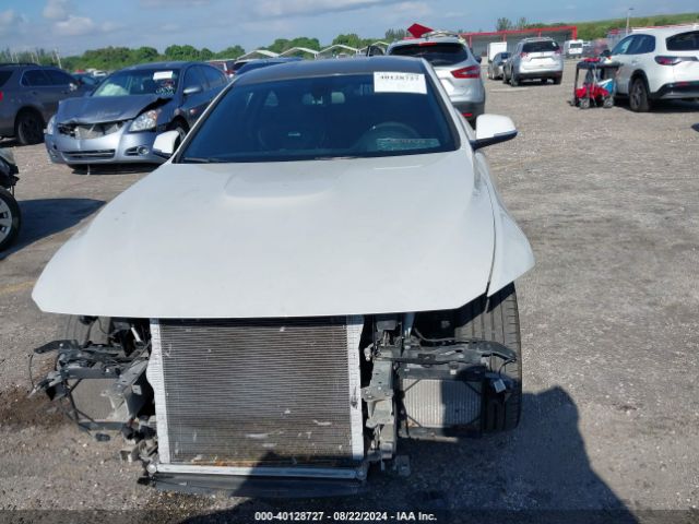 WBS3R9C52HK708970 BMW M4