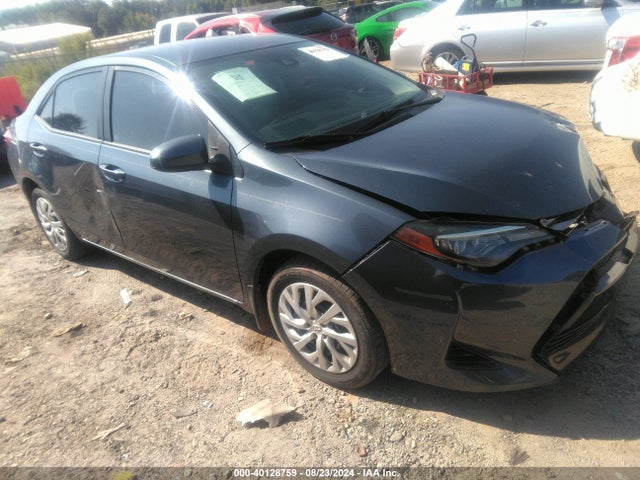 Toyota COROLLA LE 2017 5YFBURHE0HP696491 головне зображення