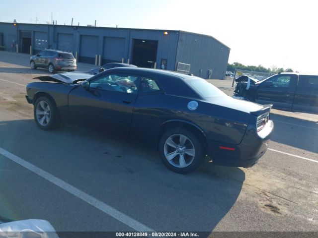 2C3CDZAG2JH121941 Dodge Challenger Sxt