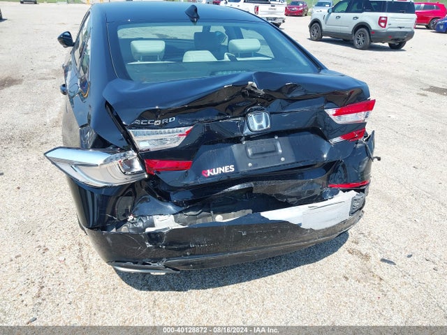 Продажа на аукционе авто 2018 Honda Accord Ex-l, vin: 1HGCV1F5XJA073753, номер лота: 40128872