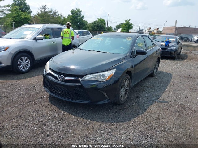 Toyota CAMRY SE 2015 4T1BF1FK8FU910742 Image 2