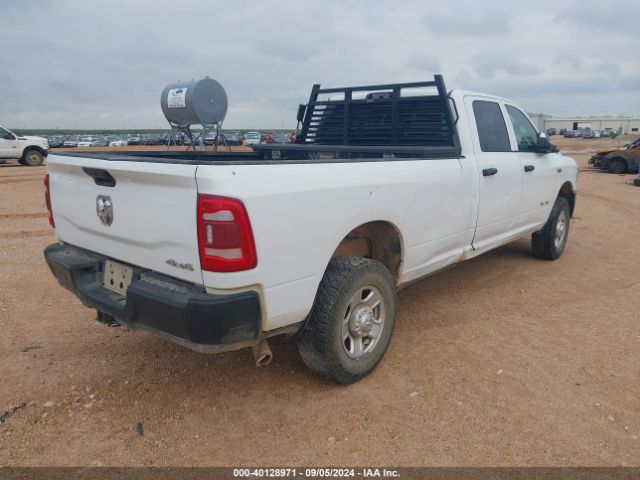 3C6UR5HJ3NG203914 RAM 2500 Tradesman  4x4 8' Box