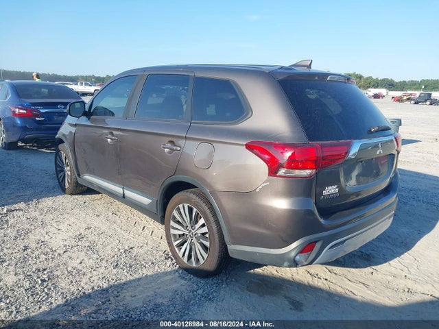 2019 MITSUBISHI OUTLANDER JA4AD2A39KZ014212 Photo 2