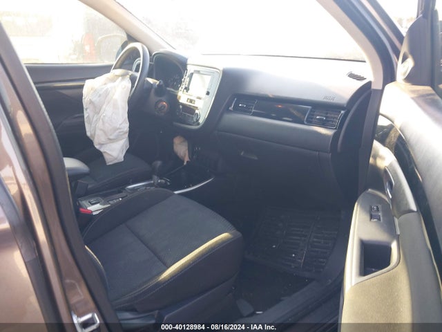 2019 MITSUBISHI OUTLANDER JA4AD2A39KZ014212 Photo 4
