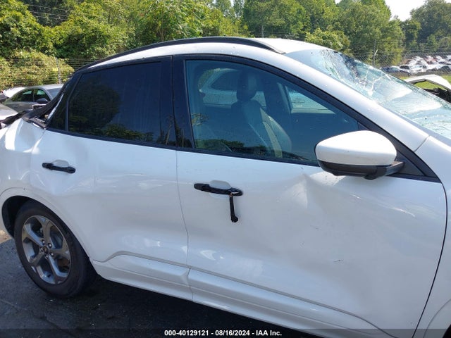 Ford Escape St-line Select 2023 1FMCU9NA0PUA14227 Image 13