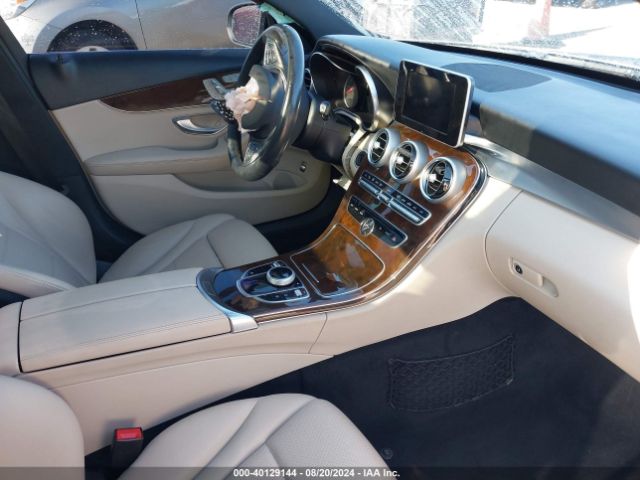 WDDWF4JB3JR378106 Mercedes-Benz C 300