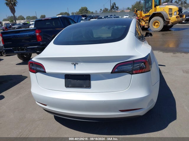 Tesla Model 3 Rear-wheel Drive 2022 5YJ3E1EA5NF350478 Image 16