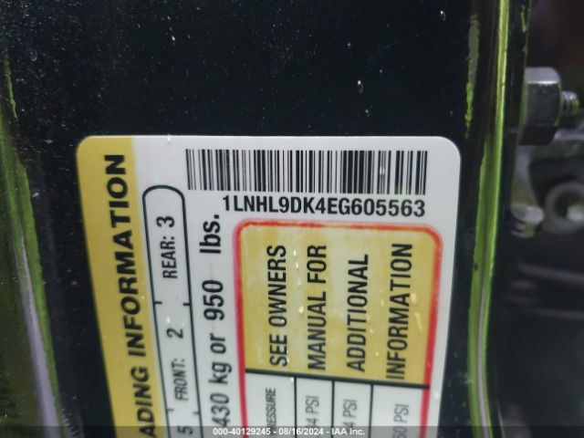 1LNHL9DK4EG605563 Lincoln MKS