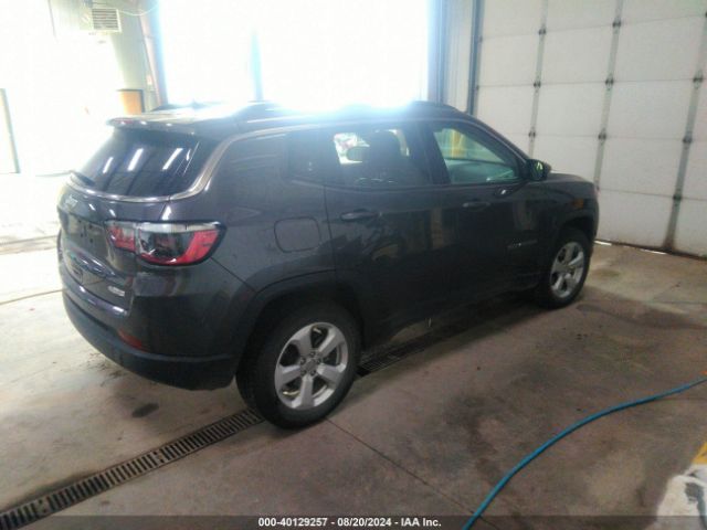 3C4NJDBB2LT252154 Jeep Compass Latitude 4x4