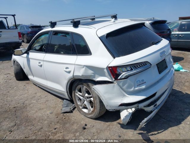 WA1ANAFY5J2060526 Audi Q5 2.0t Premium/2.0t Tech Premium