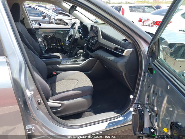 Toyota Highlander Le 2023 5TDKDRBH5PS001186 Image 5