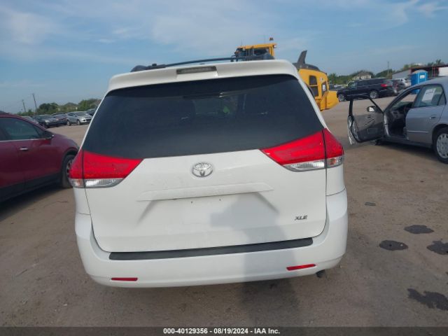 5TDYK3DC6ES417016 Toyota Sienna Xle V6 8 Passenger