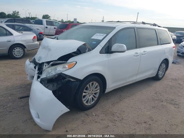 5TDYK3DC6ES417016 Toyota Sienna Xle V6 8 Passenger