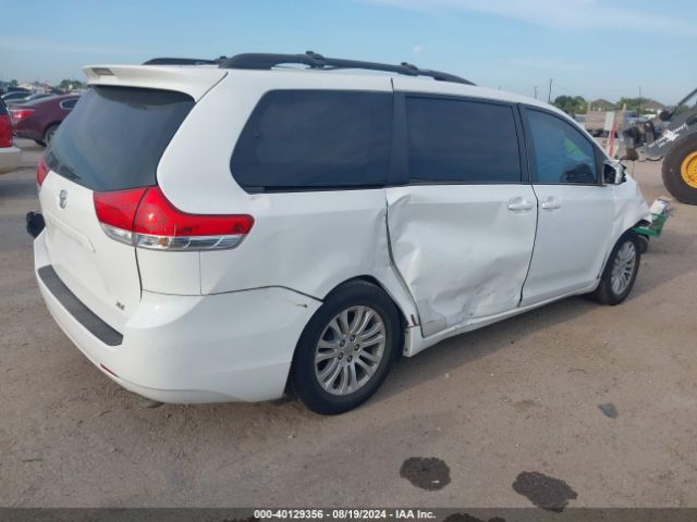 5TDYK3DC6ES417016 Toyota Sienna Xle V6 8 Passenger