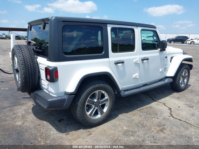 1C4HJXEG4KW577144 Jeep Wrangler Unlimited Sahara 4x4