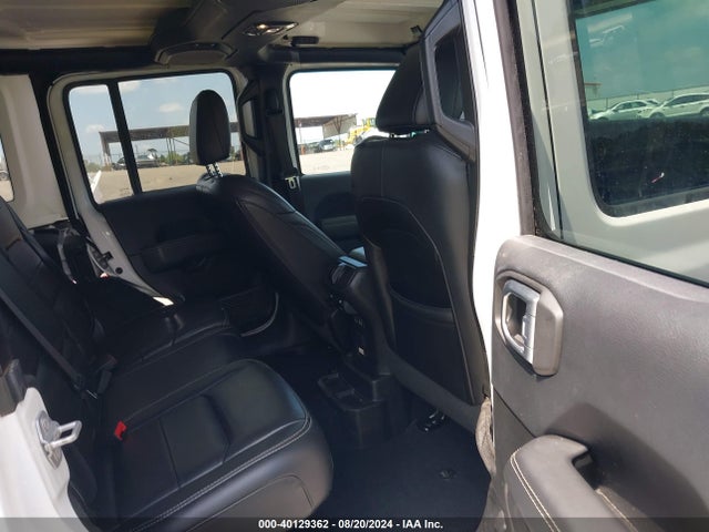 1C4HJXEG4KW577144 Jeep Wrangler Unlimited Sahara 4x4