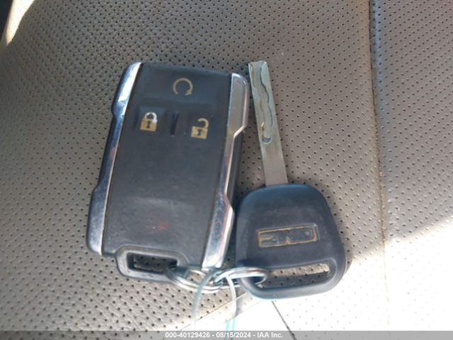 1GT12ZE88FF568472 GMC Sierra 2500hd Slt